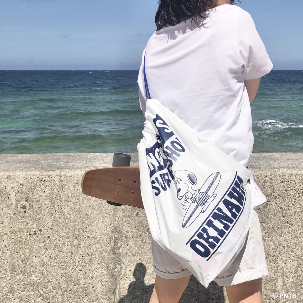 沖縄ストアーのショッパーバッグはビーチバッグに Snoopy S Surf Shop